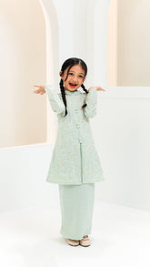 Kurung Andira Kids